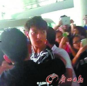 多人爆料南京打人视频,多人爆料惊人打人视频曝光 第2张 多人爆料南京打人视频,多人爆料惊人打人视频曝光 第2张